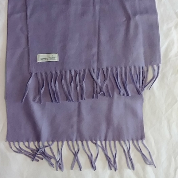 Summit Hill scarf - Picture 2 of 3